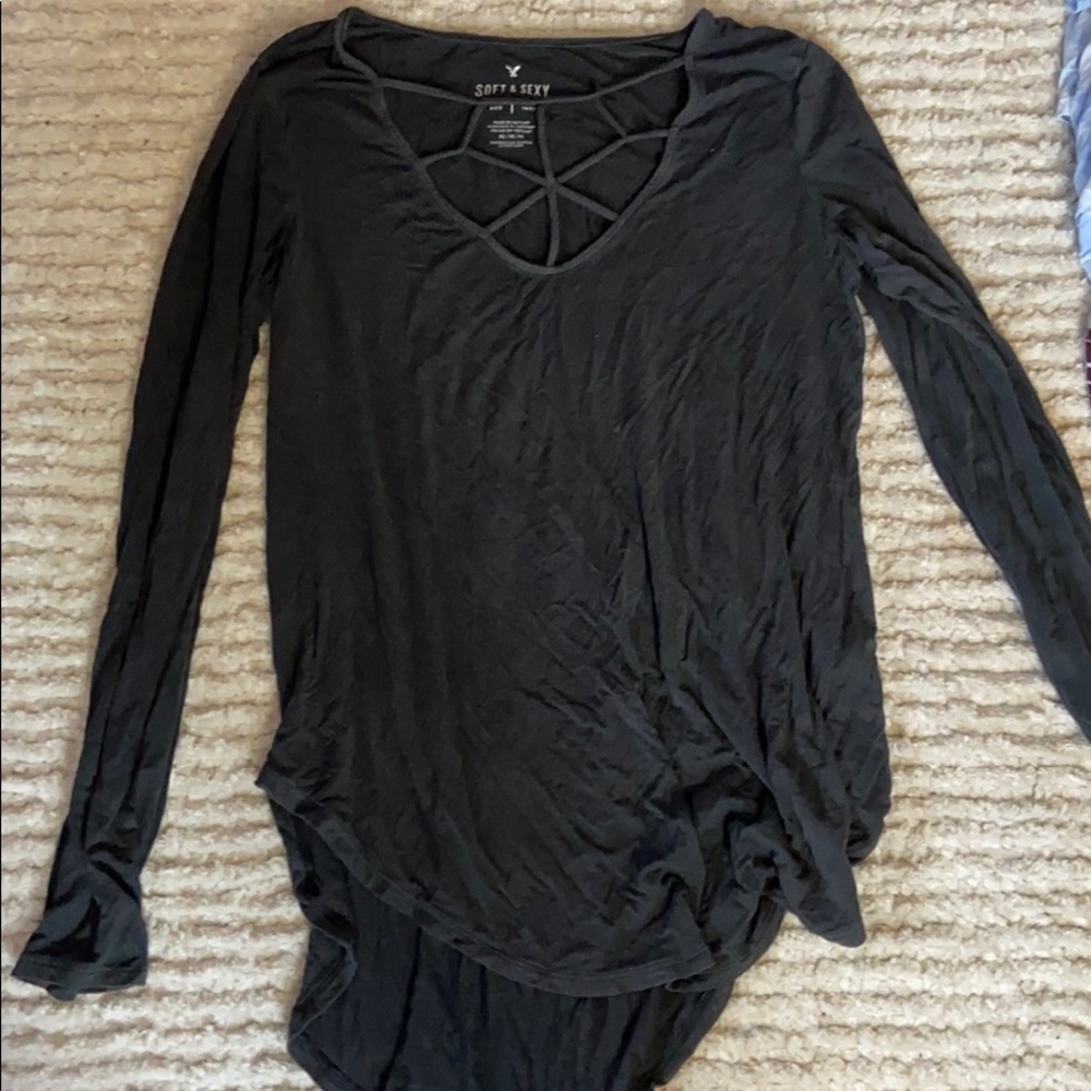 barely used, grey american eagle shirt